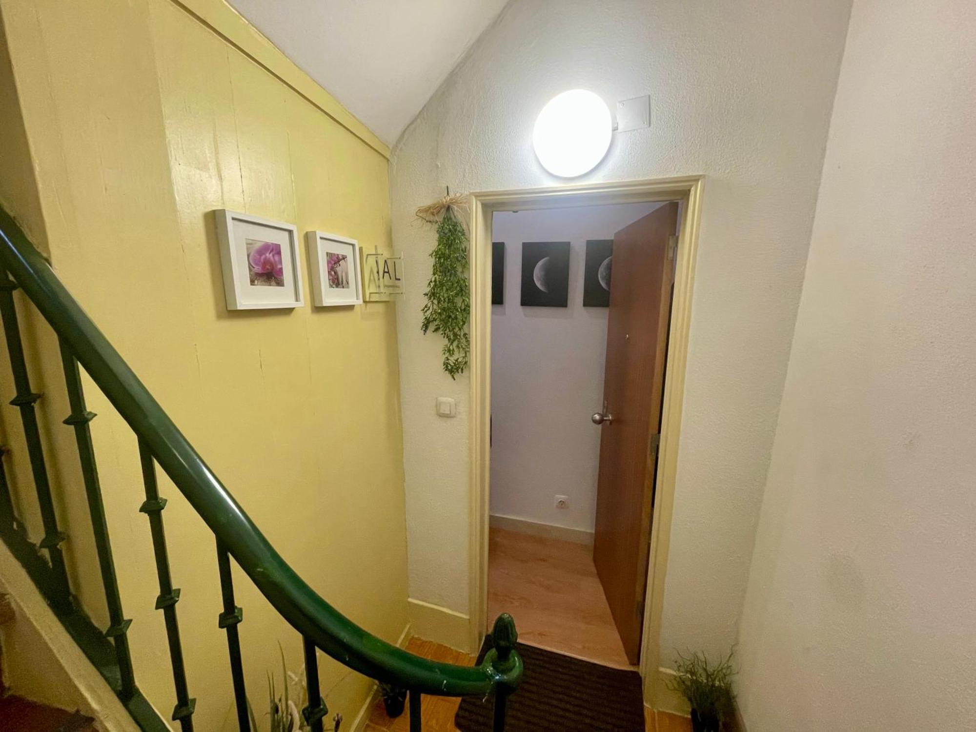 Sunny Orange Garden Apartment In Central Lisboa Eksteriør bilde