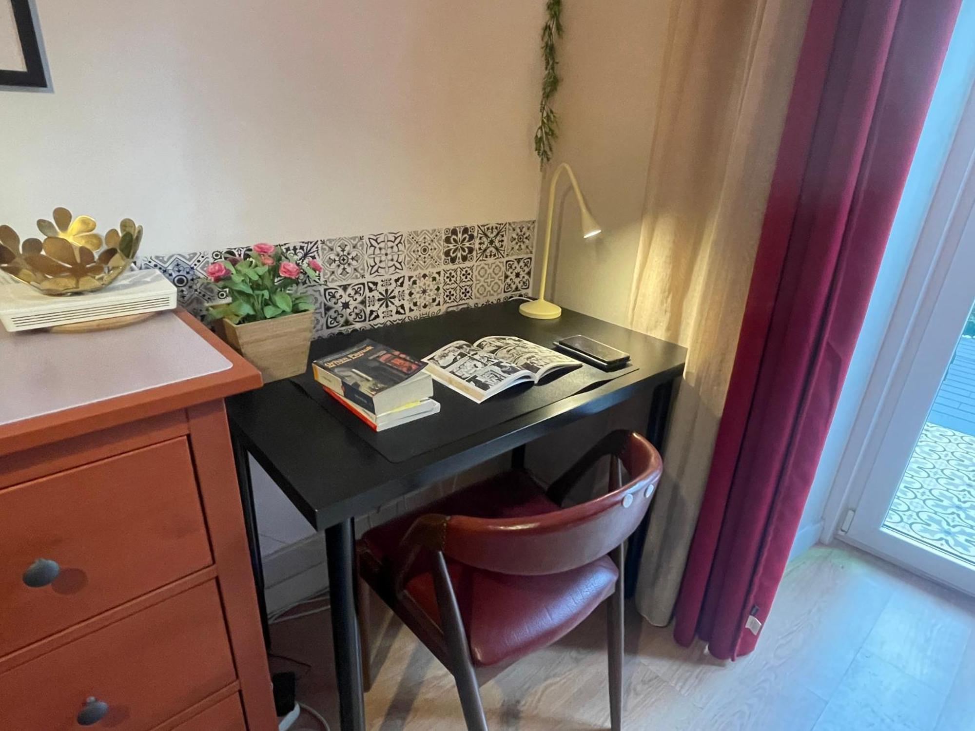 Sunny Orange Garden Apartment In Central Lisboa Eksteriør bilde