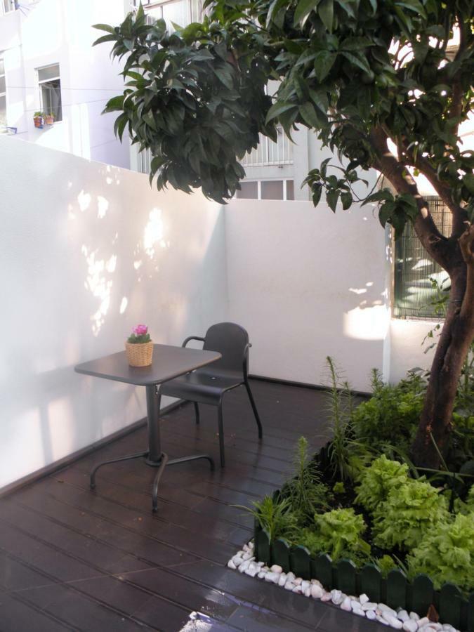 Sunny Orange Garden Apartment In Central Lisboa Eksteriør bilde